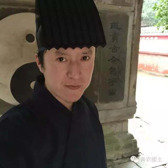 风水办公桌对柱子_讲究风水办公室风水好吗_风水办公室布局